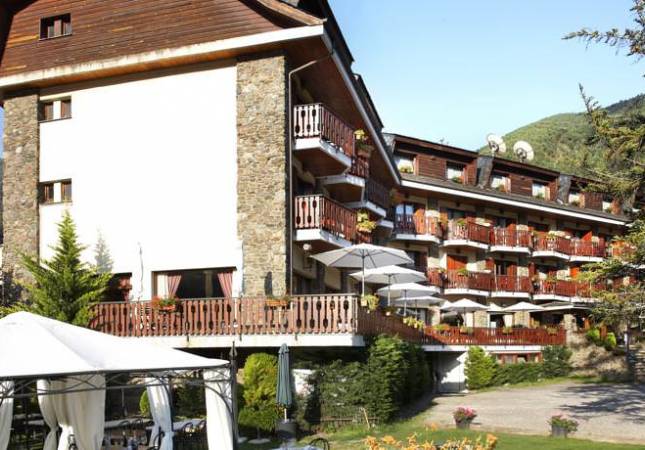 Las mejores habitaciones en Hotel Coma. Disfrúta con nuestro Spa y Masaje en Ordino